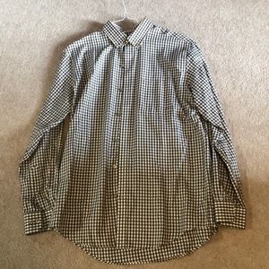 Men’s checked button down